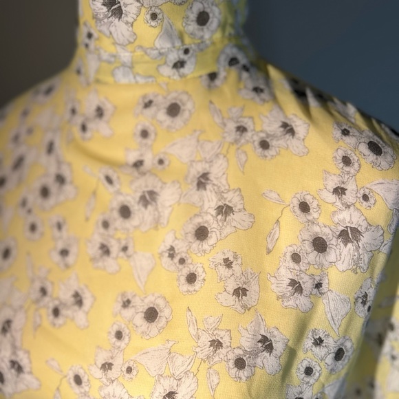 ZARA Chiffon Floral Yellow Women's Blouse with Clinched Waist Medium - Picture 9 of 10